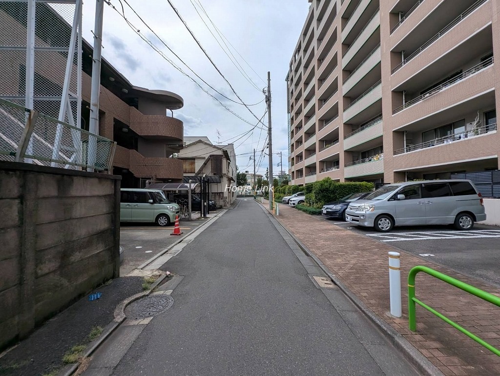 パーク・ホームズ上板橋ヒルトップレジデンス　南側 前面道路